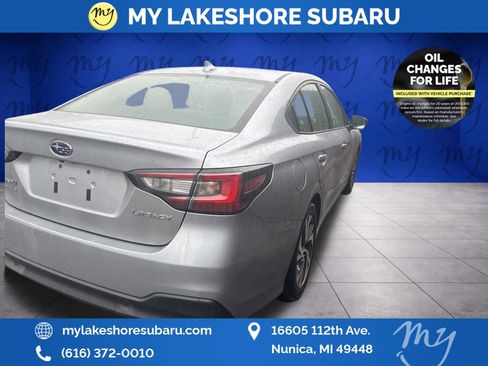 Used 2025 Subaru Legacy Premium image 8