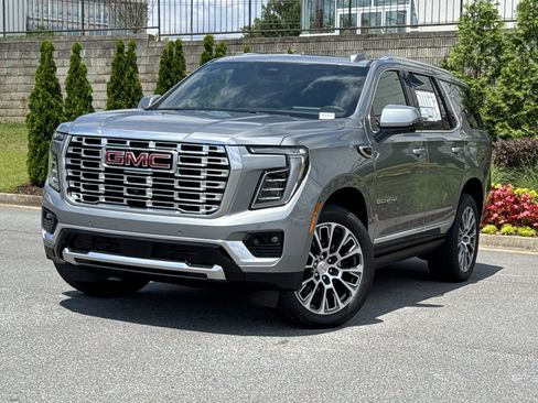 New 2026 GMC Yukon Denali w/ Sun & Power Step Package AWD/4WD image 5