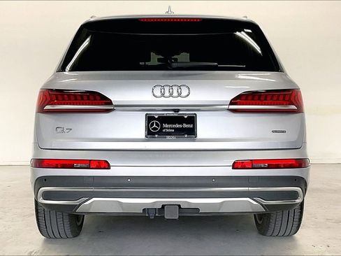 Used 2022 Audi Q7 3.0T Premium Plus w/ Premium Plus Package AWD/4WD image 4