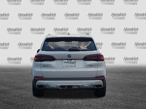 Used 2022 BMW X5 xDrive45e w/ Climate Comfort Package AWD/4WD image 9