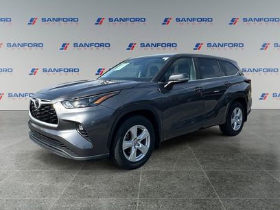 Used 2024 Toyota Highlander LE