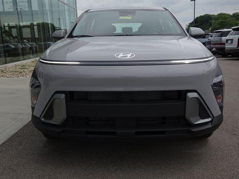 New 2026 Hyundai Kona SE AWD/4WD image 7