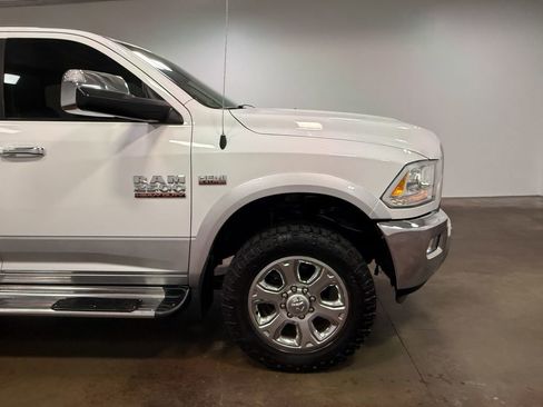 Used 2014 RAM 2500 Laramie w/ Convenience Group AWD/4WD image 33