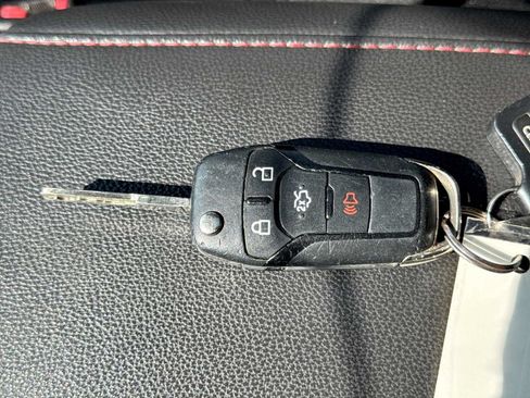 Used 2013 Ford Fusion SE FWD image 21