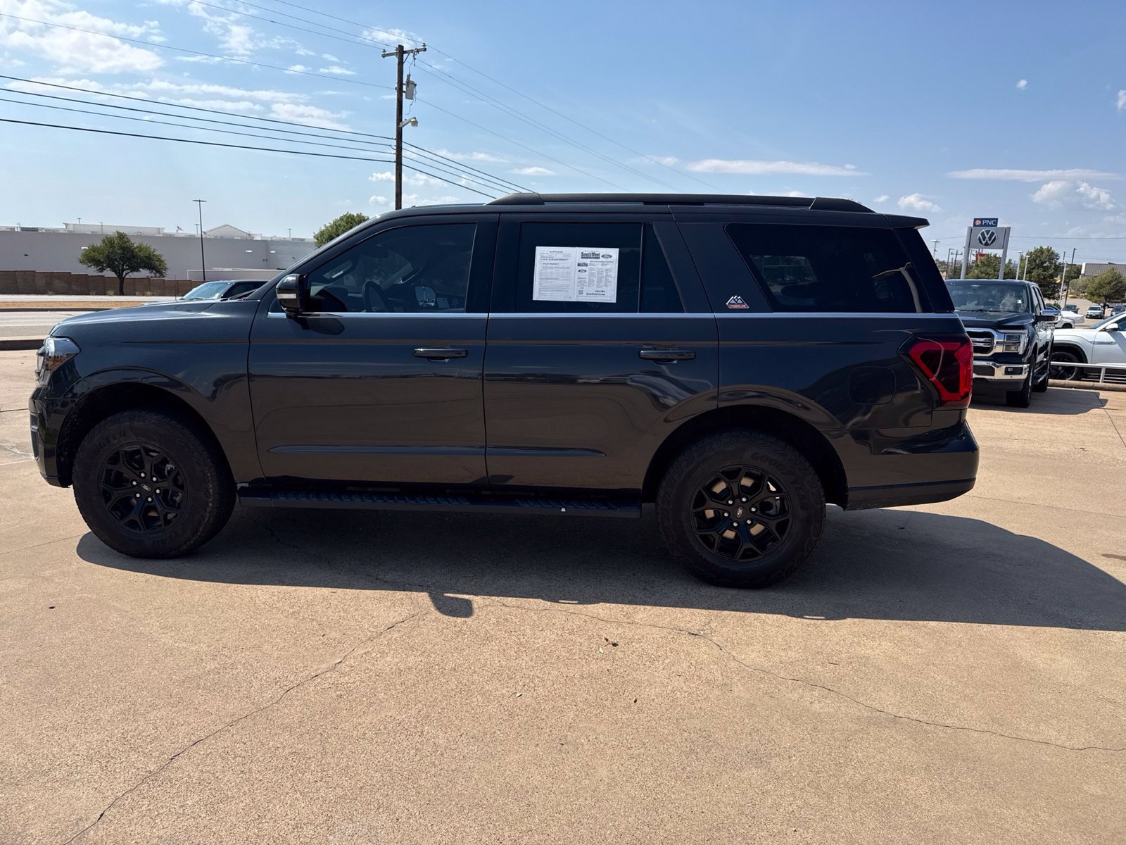 Used 2022 Ford Expedition Timberline AWD/4WD image 4