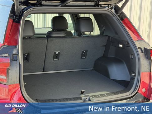 New 2026 GMC Terrain AT4 w/ Convenience Package III AWD/4WD image 5