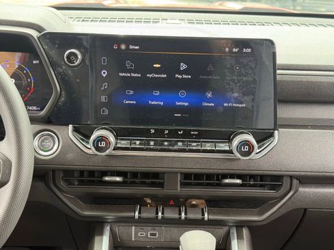 Used 2026 Chevrolet Colorado Trail Boss AWD/4WD image 16