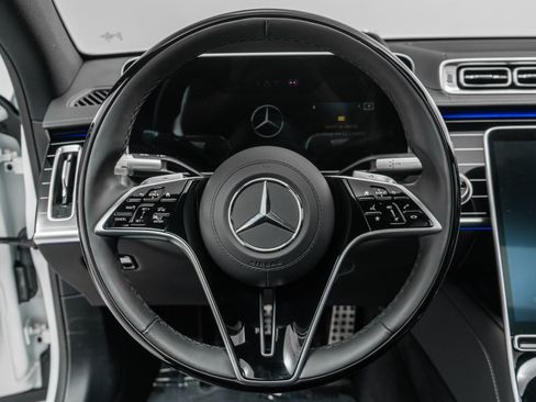 Used 2025 Mercedes-Benz S 580 4MATIC Sedan image 15