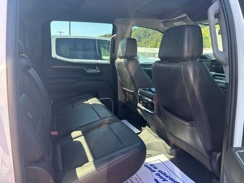 Used 2023 GMC Sierra 1500 SLT w/ SLT Premium Package image 14