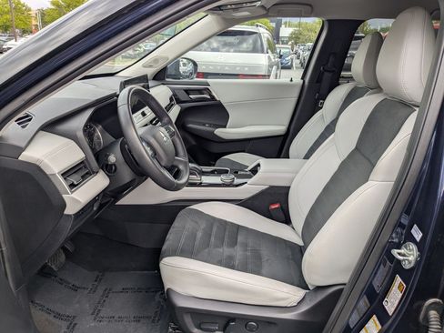 Used 2025 Mitsubishi Outlander SE AWD/4WD image 15