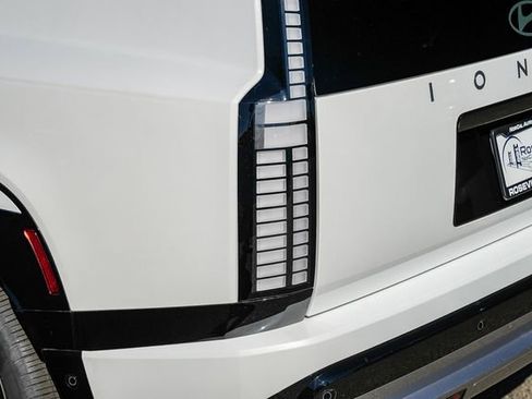 New 2026 Hyundai Ioniq 9 SEL AWD/4WD image 13