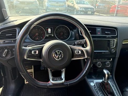 Used 2015 Volkswagen GTI SE FWD image 6