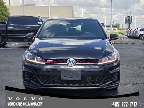 Used 2021 Volkswagen GTI SE FWD image 2