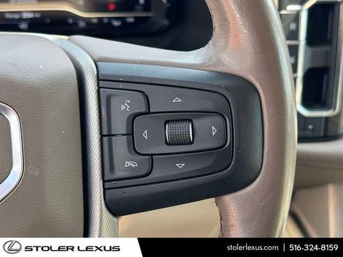 Used 2022 GMC Yukon Denali w/ Advanced Technology Package AWD/4WD image 27