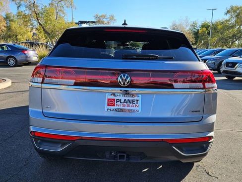 Used 2024 Volkswagen Atlas Cross Sport SE AWD/4WD image 7