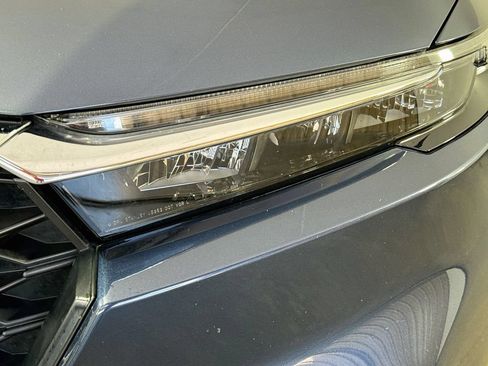 Used 2024 Honda CR-V LX image 36