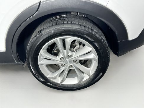 Used 2023 Buick Encore GX Preferred FWD image 11
