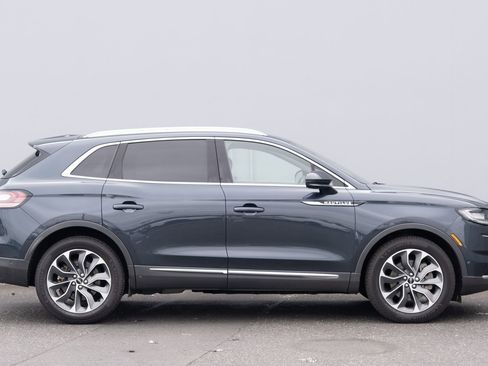 Used 2022 Lincoln Nautilus Reserve w/ Equipment Group 201A AWD/4WD image 28