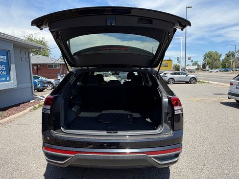 Used 2021 Volkswagen Atlas Cross Sport S FWD image 7