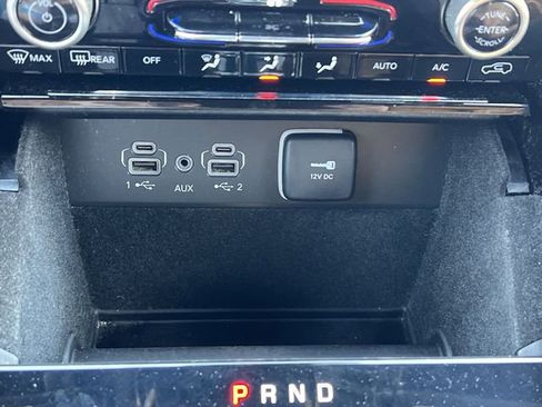 Used 2022 Jeep Grand Cherokee Summit RWD image 23