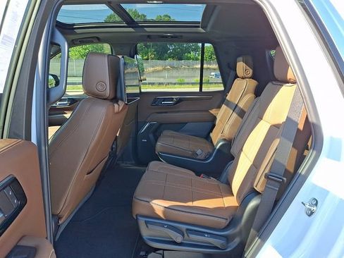 New 2026 Chevrolet Tahoe High Country AWD/4WD image 7