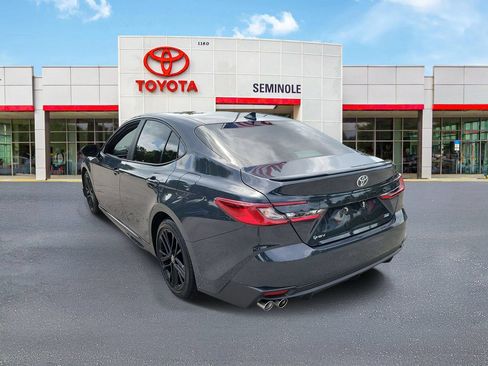 Used 2026 Toyota Camry SE FWD image 4