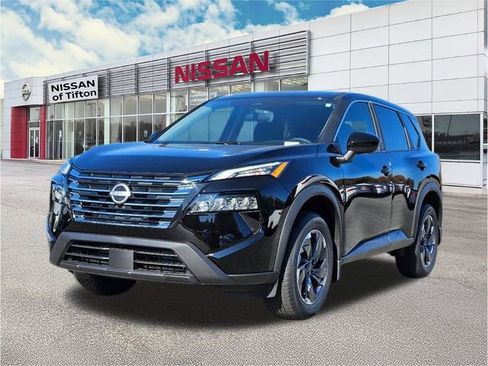 New 2026 Nissan Rogue SV image 3