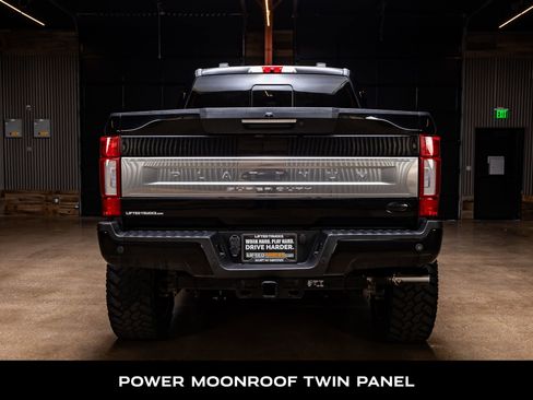 Used 2022 Ford F250 Platinum image 7