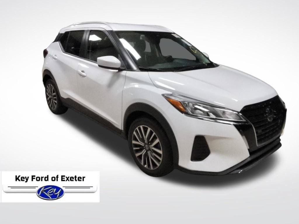 Used 2021 Nissan Kicks SV FWD image 1