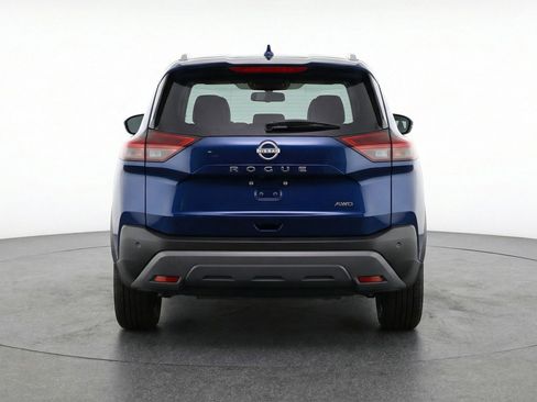 Used 2025 Nissan Rogue SV image 7