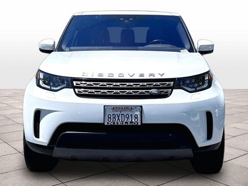 Used 2017 Land Rover Discovery SE AWD/4WD image 3