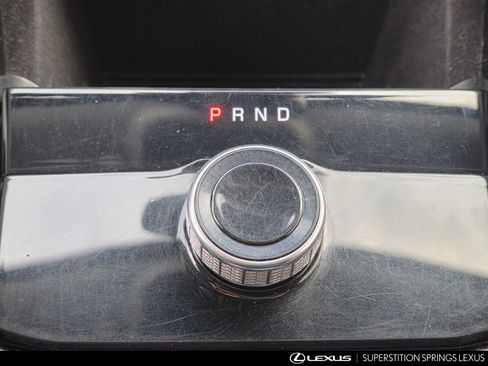 Used 2023 Jeep Grand Cherokee L Limited w/ Black Appearance Package image 19