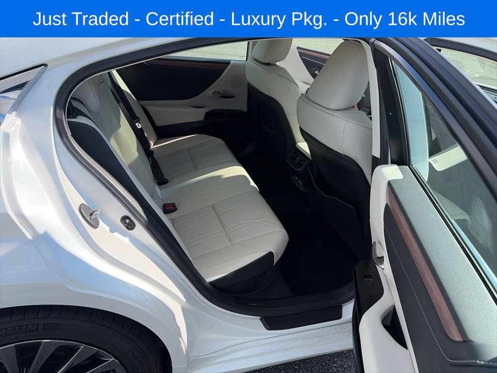 Certified 2025 Lexus ES 300h w/ Technology Package FWD image 14