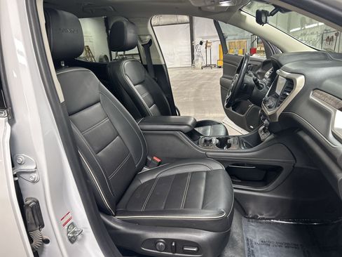 Certified 2021 GMC Acadia Denali w/ Denali Ultimate Package image 30