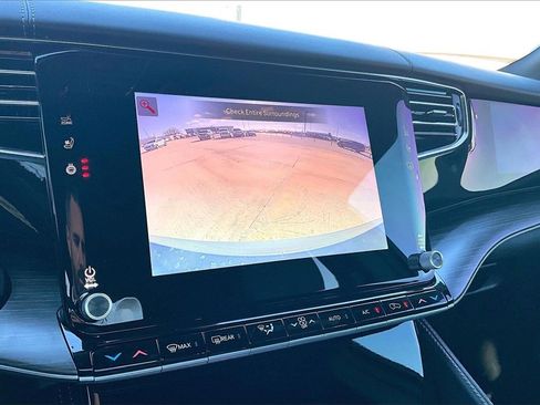 Used 2023 Jeep Wagoneer Series III w/ Premium Group I image 23