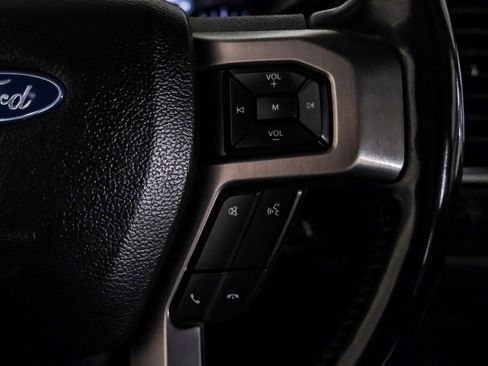 Used 2019 Ford F250 Platinum w/ Platinum Ultimate Package image 14