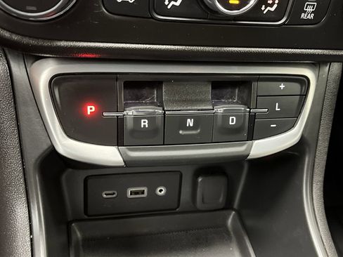 Certified 2024 GMC Terrain SLE w/ Driver Convenience Package image 24