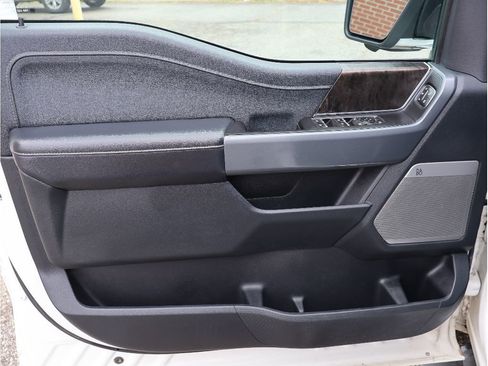 Used 2021 Ford F150 Lariat w/ Equipment Group 502A High image 17