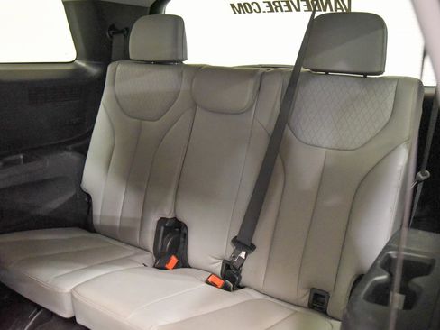 Used 2022 Hyundai Palisade SEL w/ Premium Package image 8