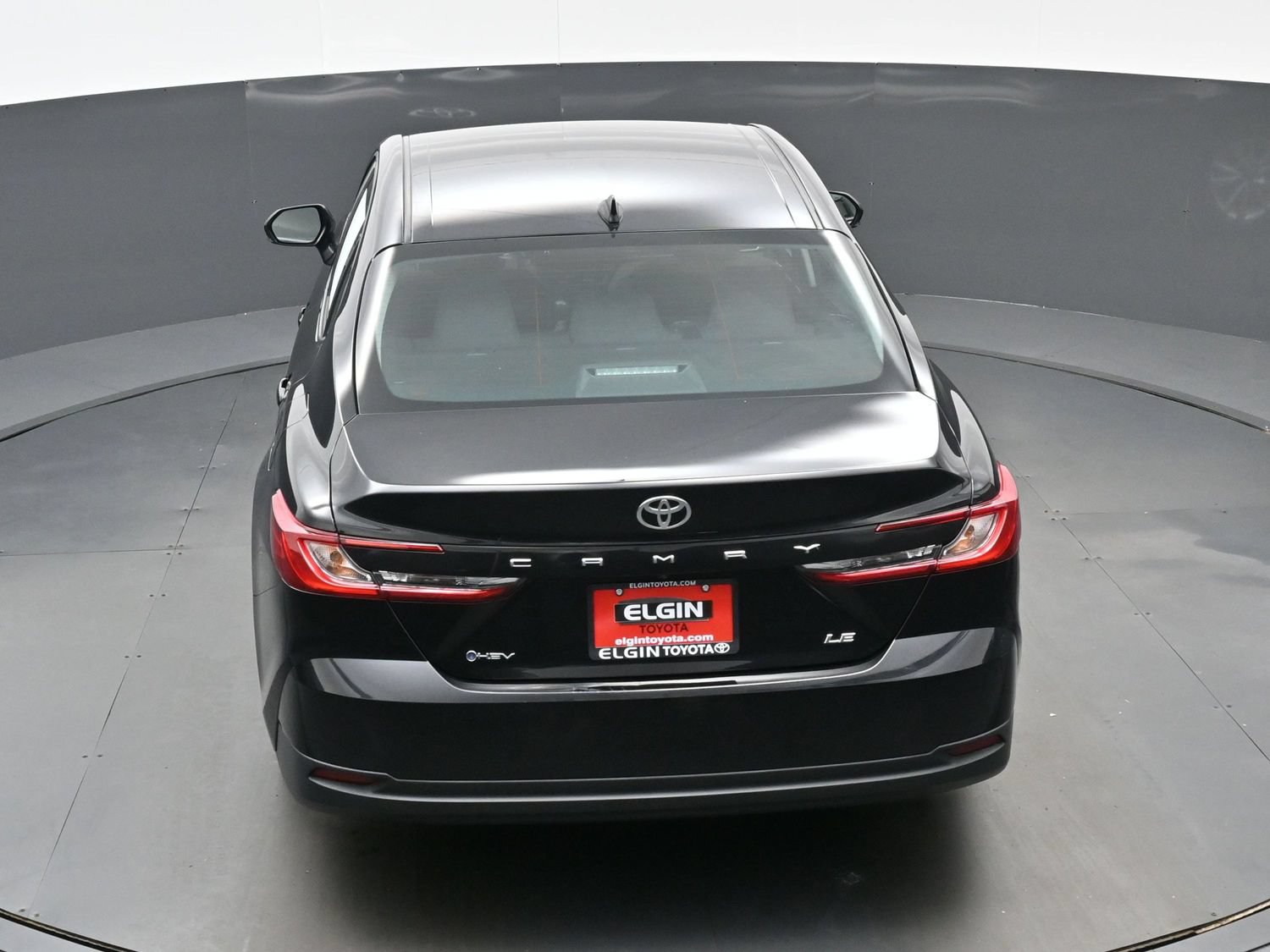 Used 2025 Toyota Camry LE FWD image 39