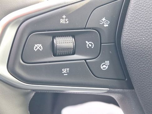 New 2026 Chevrolet Trax LT w/ Driver Confidence Package image 25