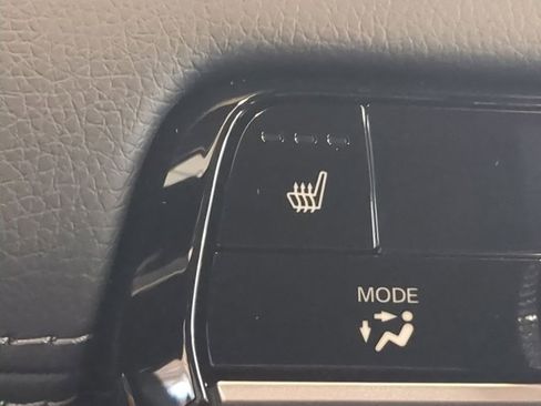 New 2025 Honda Pilot EX-L image 17