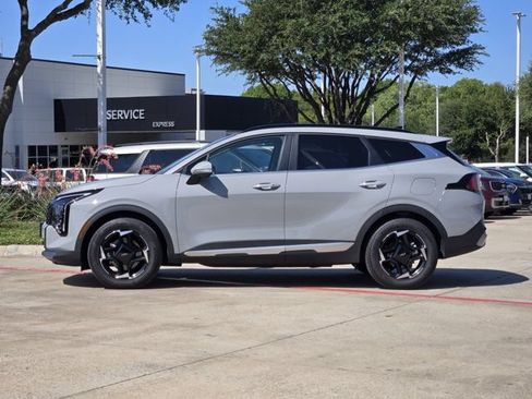 Certified 2026 Kia Sportage EX w/ EX Panorama Roof Package FWD image 4