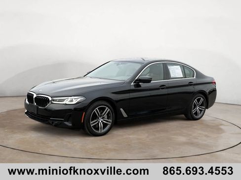 Used 2023 BMW 530i xDrive 530i xDrive w/ Convenience Package image 7