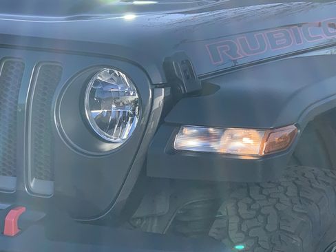 Used 2023 Jeep Wrangler Unlimited Rubicon image 6