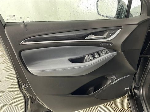 Used 2020 Buick Enclave Premium w/ Sun and Sites Package image 15