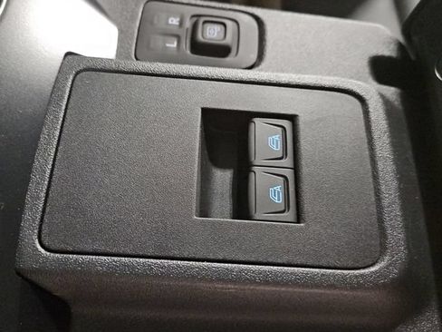 Used 2024 Ford Bronco Wildtrak AWD/4WD image 12