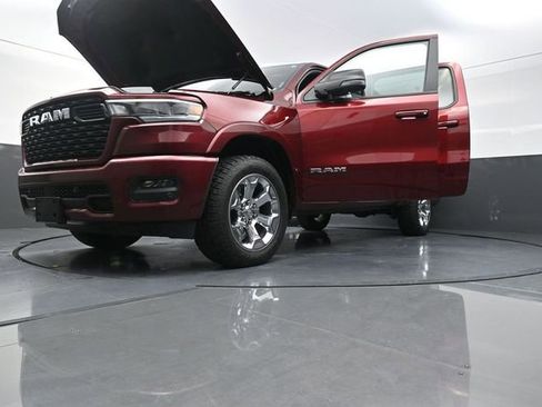 Used 2025 RAM 1500 Big Horn AWD/4WD image 32
