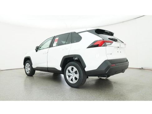 Used 2025 Toyota RAV4 LE FWD image 21