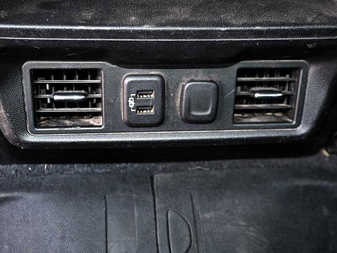 Used 2019 Chevrolet Silverado 1500 LT w/ All-Star Edition AWD/4WD image 12